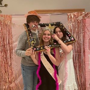 Meet your Posher, Lauryn